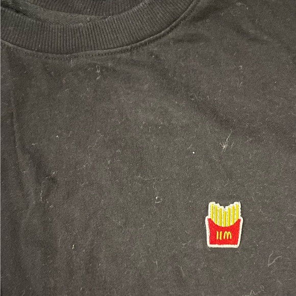 BTS x MCDONALDS Collab Tee - Picture 2 of 4